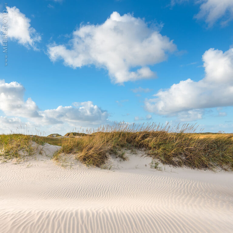 Wolken-Dünen-Sand