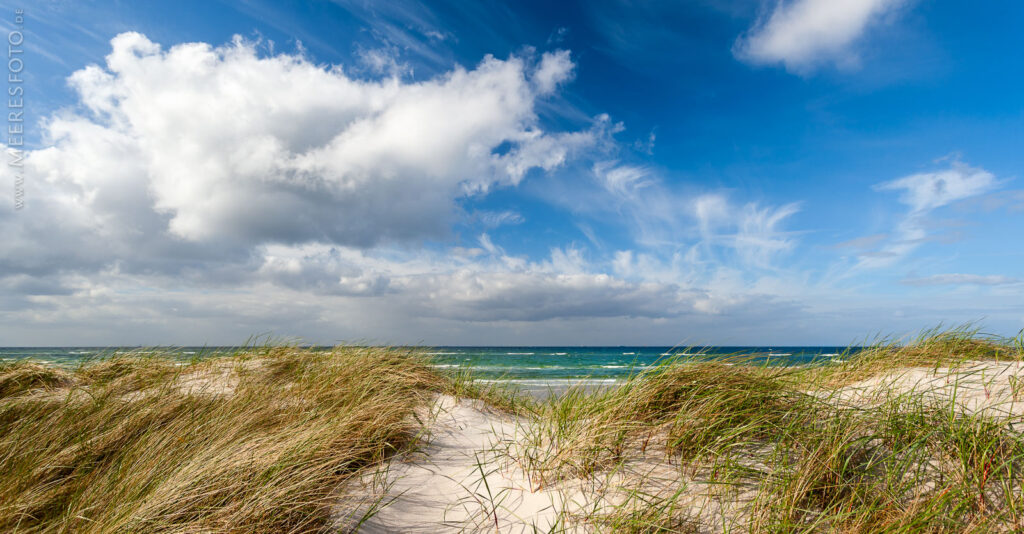durchgang-bei-heidkate-timmendorfer-strand-bilder